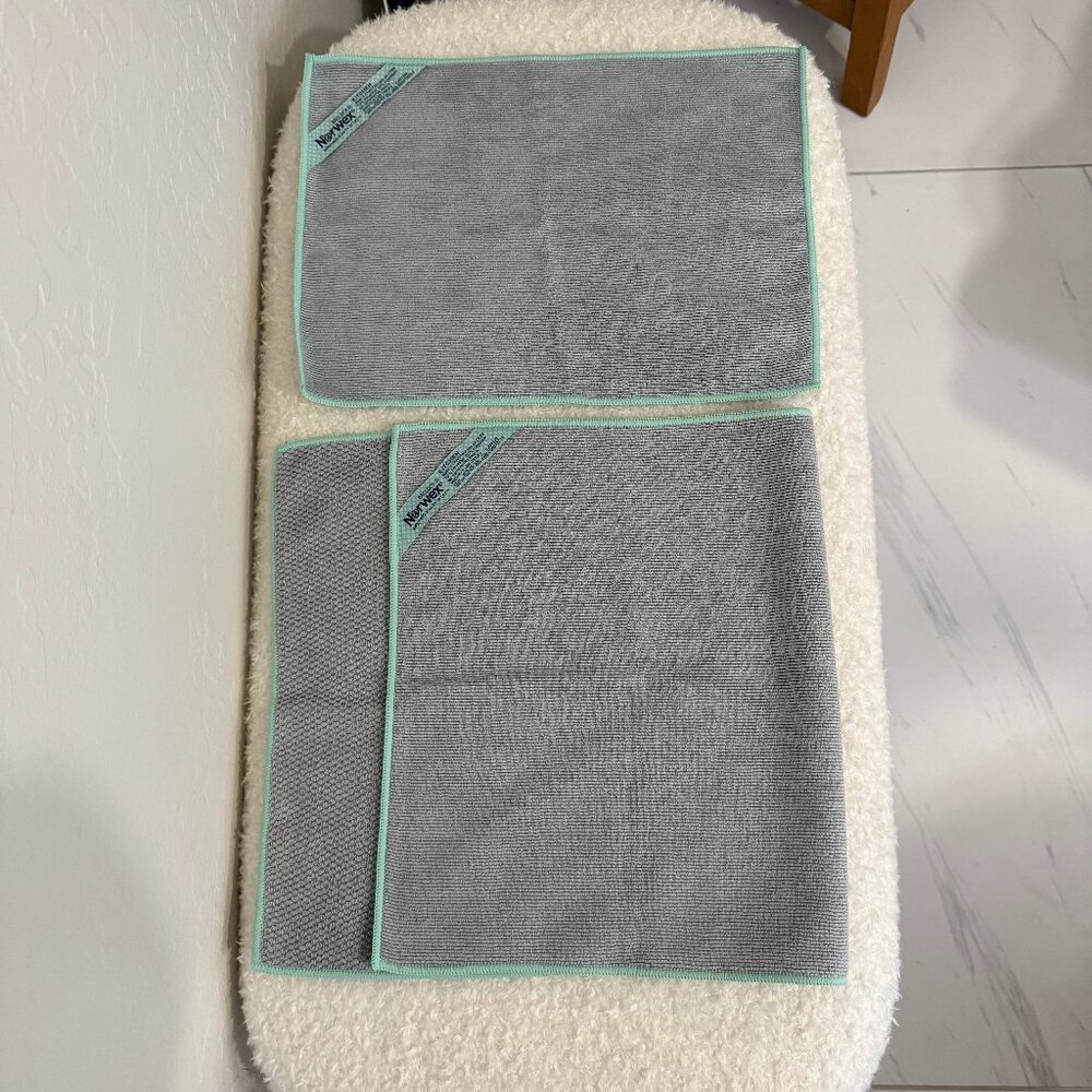 Norwex Diamond Textured Kitchen Towel & Cloth Set (Graphite & mint green trim)